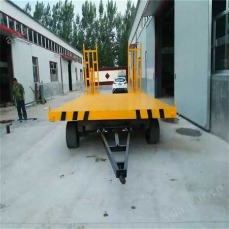 迈腾生产 7吨挖机平板拖车 钩机运输拖车带爬梯上下方便